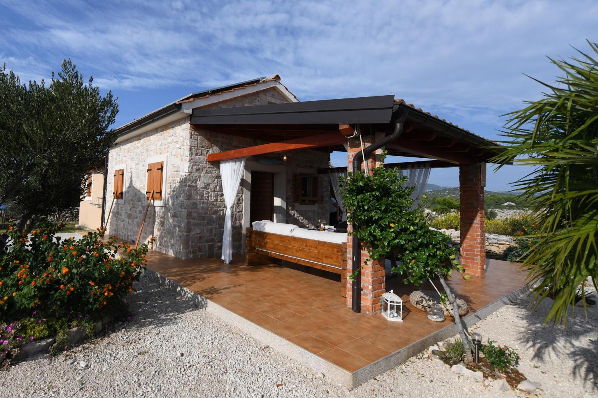 Beach House Marina Grande Betina  Buitenkant foto
