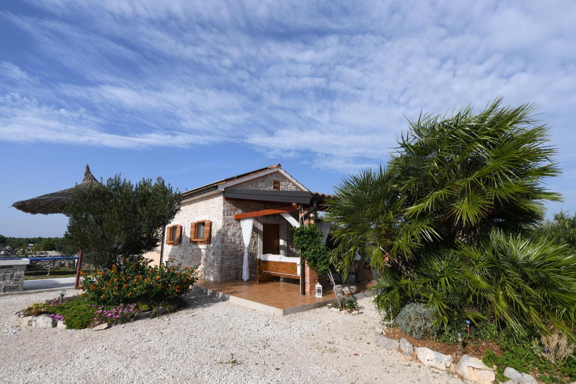 Beach House Marina Grande Betina  Buitenkant foto
