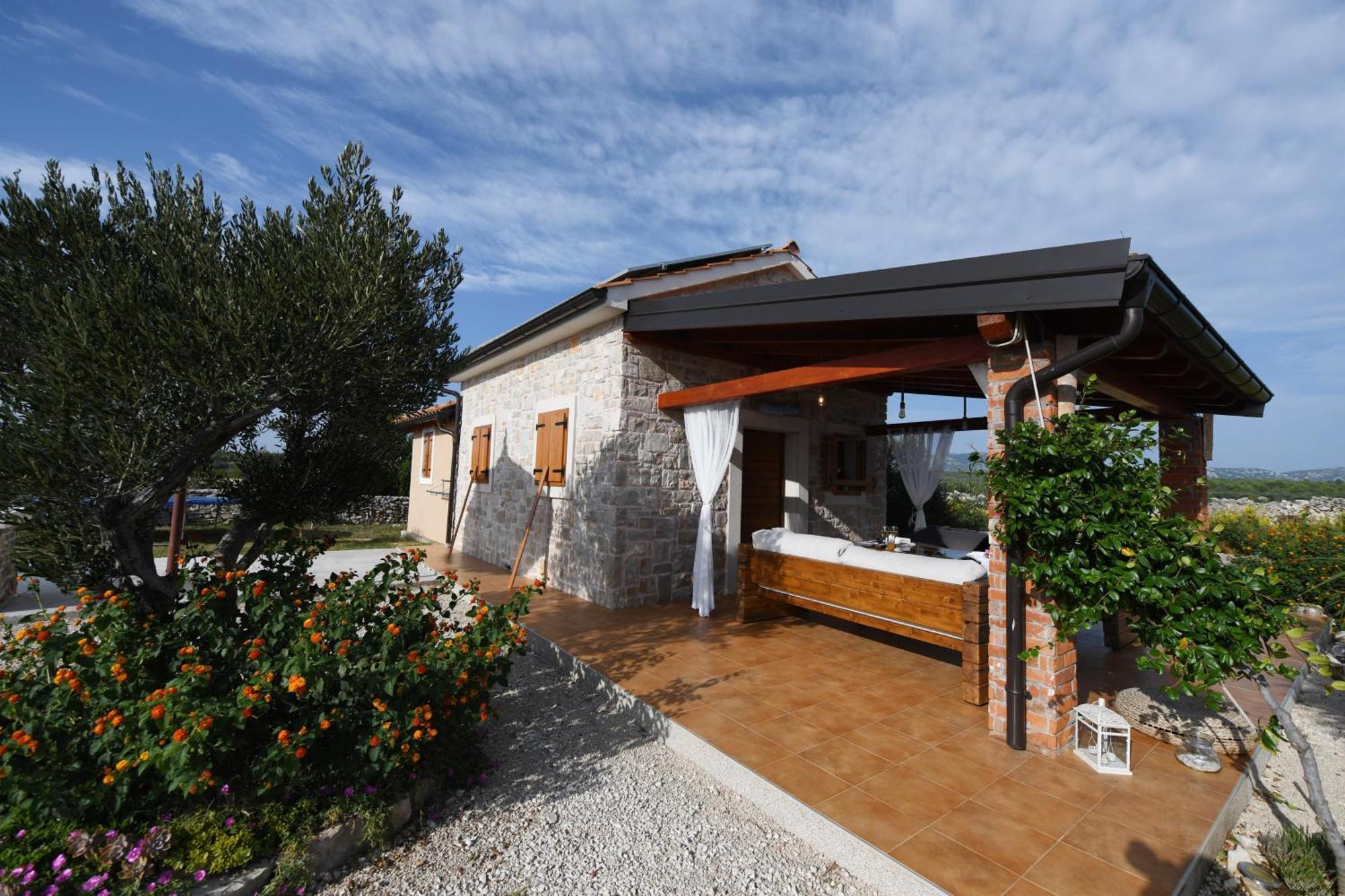 Beach House Marina Grande Betina  Buitenkant foto