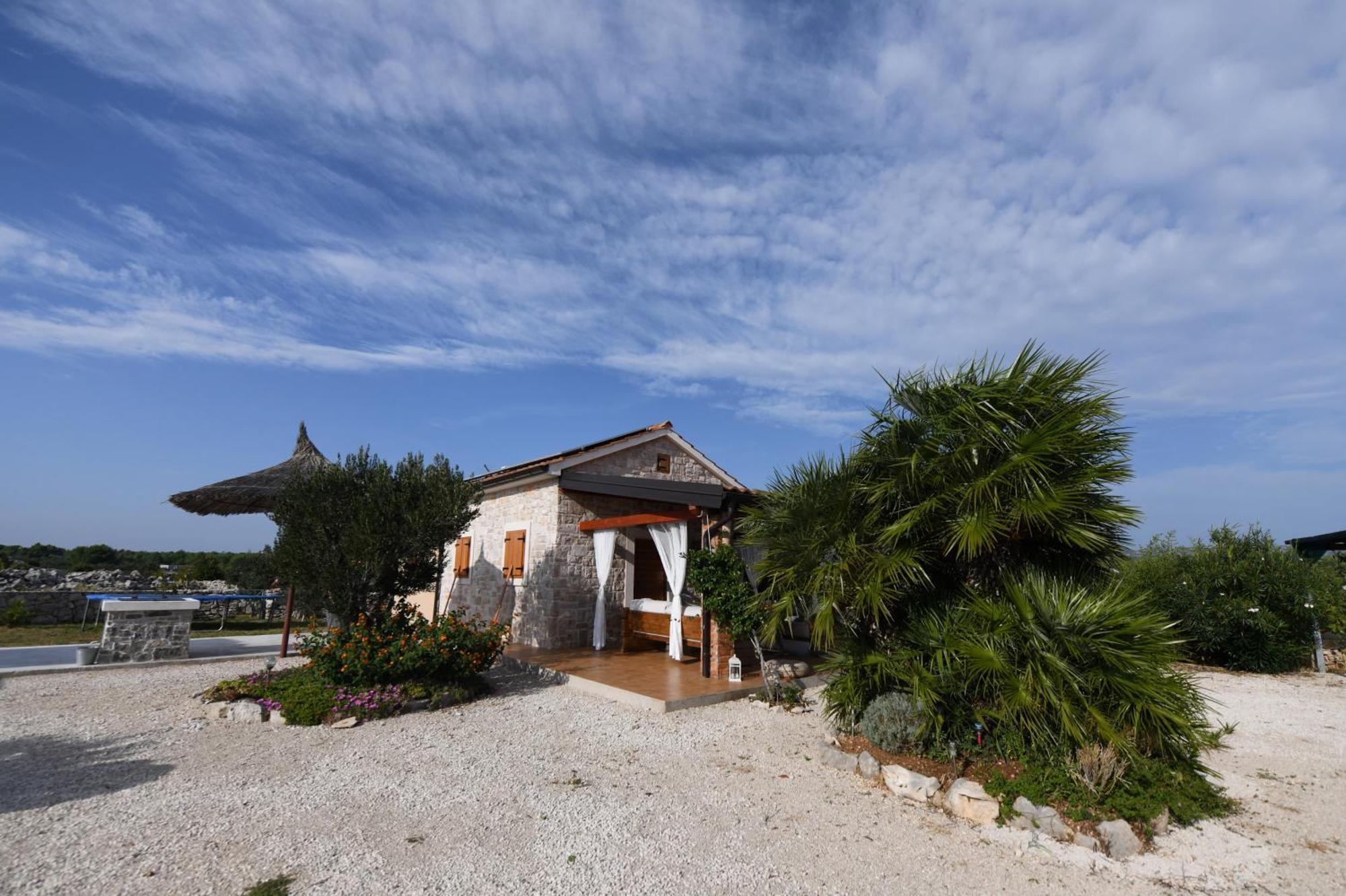 Beach House Marina Grande Betina  Buitenkant foto
